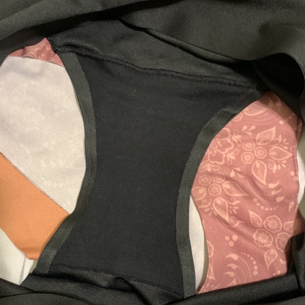 Real Pantys - Picture 7 of 10